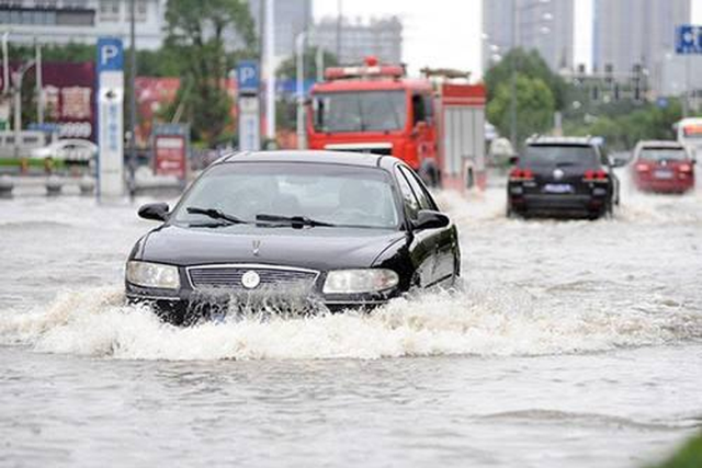 水深60cm，汽车可以涉水通过吗？