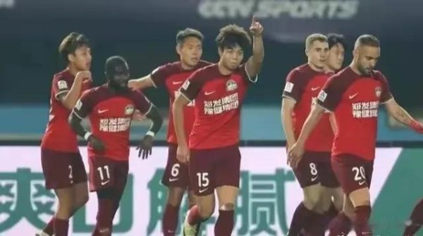 Don Tiết được dẫn dắt bởi phía